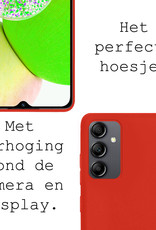 BASEY. Hoes Geschikt voor Samsung A14 Hoesje Siliconen Back Cover Case Met 2x Screenprotector - Hoesje Geschikt voor Samsung Galaxy A14 Hoes Cover Hoesje - Rood
