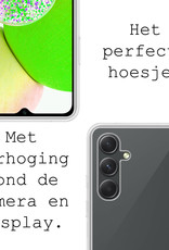 BASEY. Hoes Geschikt voor Samsung A14 Hoesje Siliconen Back Cover Case Met 2x Screenprotector - Hoesje Geschikt voor Samsung Galaxy A14 Hoes Cover Hoesje - Transparant