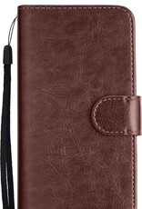 NoXx Hoes Geschikt voor iPhone 12 Hoesje Bookcase Hoes 2-in-1 Uitneembaar Cover Hard Case - Bruin