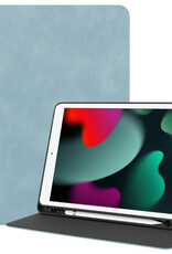 BASEY. Hoesje Geschikt voor iPad 10.2 2020 Hoes Case Luxe Hoesje Hard Cover - Hoes Geschikt voor iPad 8 Hoesje Bookcase Met Uitsparing Geschikt voor Apple Pencil - Lichtblauw