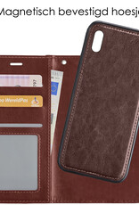 NoXx Hoes Geschikt voor iPhone Xs Hoesje Bookcase Hoes 2-in-1 Uitneembaar Cover Hard Case - Bruin