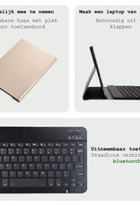 BASEY. Hoesje Geschikt voor Samsung Galaxy Tab A9 Plus Toetsenbord Hoes Book Case - Hoes Geschikt voor Samsung Tab A9 Plus Toetsenbord Hoesje Keyboard Cover - Goud