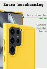 BASEY. Hoes Geschikt voor Samsung S24 Ultra Hoesje Siliconen Back Cover Case Met Screenprotector - Hoesje Geschikt voor Samsung Galaxy S24 Ultra Hoes Cover Hoesje - Geel