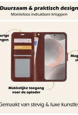 Nomfy Hoesje Geschikt voor Samsung S24 Hoes Bookcase Flipcase Book Cover Met 2x Screenprotector - Hoes Geschikt voor Samsung Galaxy S24 Hoesje Book Case - Bruin