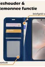 Nomfy Hoesje Geschikt voor Samsung S24 Hoes Bookcase Flipcase Book Cover Met 2x Screenprotector - Hoes Geschikt voor Samsung Galaxy S24 Hoesje Book Case - Donkerblauw