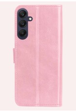 NoXx Hoes Geschikt voor Samsung A25 Hoesje Book Case Hoes Flip Cover Wallet Bookcase Met 2x Screenprotector - Lichtroze