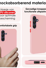 NoXx Hoes Geschikt voor Samsung A25 Hoesje Cover Siliconen Back Case Hoes Met 2x Screenprotector - Lichtroze