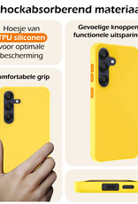 Nomfy Hoesje Geschikt voor Samsung A25 Hoesje Siliconen Cover Case Met 2x Screenprotector - Hoes Geschikt voor Samsung Galaxy A25 Hoes Back Case - Geel