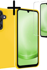 BASEY. Hoes Geschikt voor Samsung A25 Hoesje Siliconen Back Cover Case Met Screenprotector - Hoesje Geschikt voor Samsung Galaxy A25 Hoes Cover Hoesje - Geel