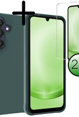 BASEY. Hoes Geschikt voor Samsung A25 Hoesje Siliconen Back Cover Case Met 2x Screenprotector - Hoesje Geschikt voor Samsung Galaxy A25 Hoes Cover Hoesje - Donkergroen
