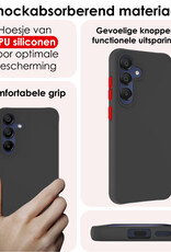NoXx Hoes Geschikt voor Samsung A15 Hoesje Cover Siliconen Back Case Hoes Met Screenprotector - Zwart