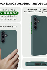 BASEY. Hoes Geschikt voor Samsung S23 FE Hoesje Siliconen Back Cover Case Met Screenprotector - Hoesje Geschikt voor Samsung Galaxy S23 FE Hoes Cover Hoesje - Donkergroen
