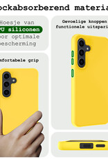 BASEY. Hoes Geschikt voor Samsung S23 FE Hoesje Siliconen Back Cover Case Met Screenprotector - Hoesje Geschikt voor Samsung Galaxy S23 FE Hoes Cover Hoesje - Geel