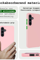 BASEY. Hoes Geschikt voor Samsung S23 FE Hoesje Siliconen Back Cover Case Met 2x Screenprotector - Hoesje Geschikt voor Samsung Galaxy S23 FE Hoes Cover Hoesje - Lichtroze