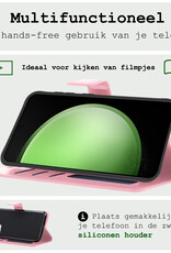 BASEY. Hoes Geschikt voor Samsung S23 FE Hoesje Bookcase Hoes Flip Case Book Cover Met 2x Screenprotector - Hoesje Geschikt voor Samsung Galaxy S23 FE Hoes Book Case Hoesje - Lichtroze