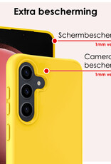 NoXx Hoes Geschikt voor Samsung S23 FE Hoesje Cover Siliconen Back Case Hoes Met 2x Screenprotector - Geel