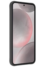 NoXx Hoes Geschikt voor Samsung S24 Hoesje Cover Siliconen Back Case Hoes Met 2x Screenprotector - Zwart
