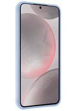 NoXx Hoes Geschikt voor Samsung S24 Hoesje Cover Siliconen Back Case Hoes Met 2x Screenprotector - Lichtblauw