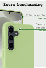 BASEY. Hoes Geschikt voor Samsung S24 Plus Hoesje Siliconen Back Cover Case Met Screenprotector - Hoesje Geschikt voor Samsung Galaxy S24 Plus Hoes Cover Hoesje - Groen