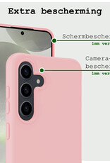 BASEY. Hoes Geschikt voor Samsung S24 Hoesje Siliconen Back Cover Case Met 2x Screenprotector - Hoesje Geschikt voor Samsung Galaxy S24 Hoes Cover Hoesje - Lichtroze