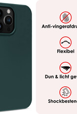 NoXx Hoes Geschikt voor iPhone 15 Pro Hoesje Cover Siliconen Back Case Hoes Met 2x Screenprotector - Donkergroen