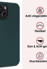NoXx Hoes Geschikt voor iPhone 15 Plus Hoesje Cover Siliconen Back Case Hoes Met 2x Screenprotector - Donkergroen