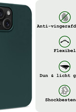 BASEY. Hoes Geschikt voor iPhone 15 Hoesje Siliconen Back Cover Case Met Screenprotector - Hoesje Geschikt voor iPhone 15 Hoes Cover Hoesje - Donkergroen