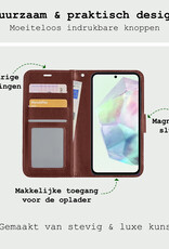 BASEY. Hoes Geschikt voor Samsung A35 Hoesje Bookcase Hoes Flip Case Book Cover Met Screenprotector - Hoesje Geschikt voor Samsung Galaxy A35 5G Hoes Book Case Hoesje - Bruin