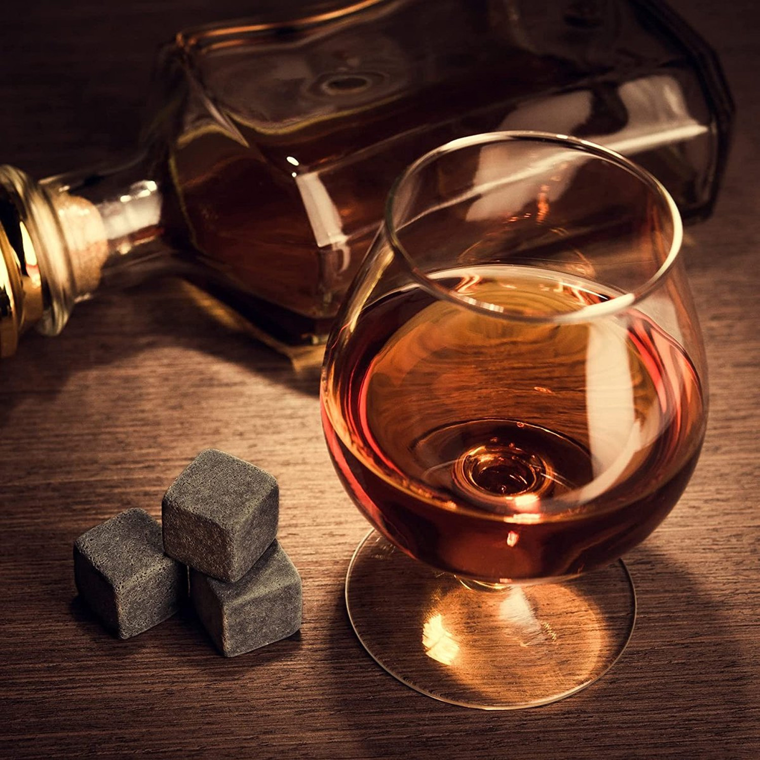 NoXx Whiskey Stones Herbruikbare IJsblokjes - Whisky Stenen Herbruikbaar - 18 Stuks