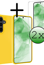 BASEY. Hoes Geschikt voor Samsung A55 Hoesje Siliconen Back Cover Case Met 2x Screenprotector - Hoesje Geschikt voor Samsung Galaxy A55 Hoes Cover Hoesje - Geel