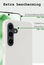 BASEY. Hoes Geschikt voor Samsung A55 Hoesje Siliconen Back Cover Case Met Screenprotector - Hoesje Geschikt voor Samsung Galaxy A55 Hoes Cover Hoesje - Wit