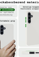 BASEY. Hoes Geschikt voor Samsung A55 Hoesje Siliconen Back Cover Case Met Screenprotector - Hoesje Geschikt voor Samsung Galaxy A55 Hoes Cover Hoesje - Wit