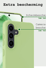 BASEY. Hoes Geschikt voor Samsung A55 Hoesje Siliconen Back Cover Case Met Screenprotector - Hoesje Geschikt voor Samsung Galaxy A55 Hoes Cover Hoesje - Groen