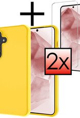 NoXx Hoes Geschikt voor Samsung A55 Hoesje Cover Siliconen Back Case Hoes Met 2x Screenprotector - Geel