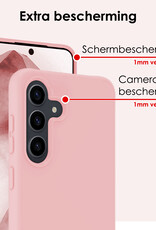 NoXx Hoes Geschikt voor Samsung A55 Hoesje Cover Siliconen Back Case Hoes Met Screenprotector - Lichtroze