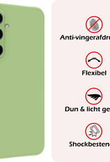 NoXx Hoes Geschikt voor Samsung A35 Hoesje Cover Siliconen Back Case Hoes Met 2x Screenprotector - Groen