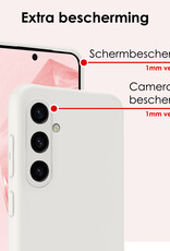 NoXx Hoes Geschikt voor Samsung A35 Hoesje Cover Siliconen Back Case Hoes Met Screenprotector - Wit