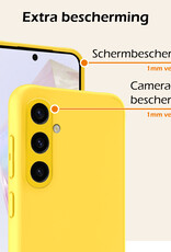 Nomfy Hoesje Geschikt voor Samsung A35 Hoesje Siliconen Cover Case Met Screenprotector - Hoes Geschikt voor Samsung Galaxy A35 5G Hoes Back Case - Geel