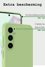 BASEY. Hoes Geschikt voor Samsung A35 Hoesje Siliconen Back Cover Case Met Screenprotector - Hoesje Geschikt voor Samsung Galaxy A35 5G Hoes Cover Hoesje - Groen