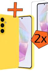 Nomfy Hoesje Geschikt voor Samsung A35 Hoesje Siliconen Cover Case Met 2x Screenprotector - Hoes Geschikt voor Samsung Galaxy A35 5G Hoes Back Case - Geel