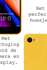 NoXx Hoes Geschikt voor iPhone 7 Hoesje Cover Siliconen Back Case Hoes - Geel - 2x