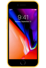 NoXx Hoes Geschikt voor iPhone 7 Hoesje Cover Siliconen Back Case Hoes - Geel - 2x