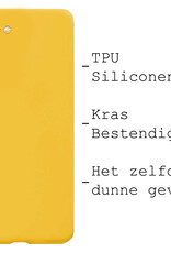 BASEY. Hoes Geschikt voor iPhone 7 Hoesje Siliconen Back Cover Case - Hoesje Geschikt voor iPhone 7 Hoes Cover Hoesje - Geel - 2 Stuks
