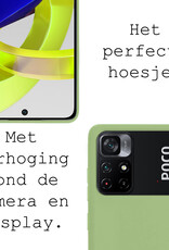 BASEY. Hoes Geschikt voor Xiaomi Poco M4 Pro 5G Hoesje Siliconen Back Cover Case Met Screenprotector - Hoesje Geschikt voor Xiaomi Poco M4 Pro 5G Hoes Cover Hoesje - Groen