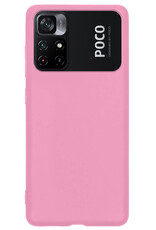 BASEY. Hoes Geschikt voor Xiaomi Poco M4 Pro 5G Hoesje Siliconen Back Cover Case Met Screenprotector - Hoesje Geschikt voor Xiaomi Poco M4 Pro 5G Hoes Cover Hoesje - Lichtroze