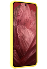 NoXx Hoes Geschikt voor Google Pixel 8a Hoesje Cover Siliconen Back Case Hoes - Geel