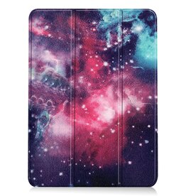 Nomfy Nomfy iPad Air 6 12.9 Hoesje Met Uitsparing Apple Pencil - Galaxy