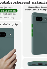 BASEY. Hoes Geschikt voor Google Pixel 8a Hoesje Siliconen Back Cover Case Met 2x Screenprotector - Hoesje Geschikt voor Google Pixel 8a Hoes Cover Hoesje - Donkergroen