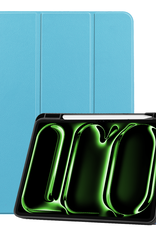BASEY. Hoesje Geschikt voor iPad Pro 2024 (11 inch) Hoes Case Tablet Hoesje Tri-fold Met Uitsparing Geschikt voor Apple Pencil - Hoes Geschikt voor iPad Pro 2024 11 inch (7e generatie) Hoesje Hard Cover Bookcase Hoes - Lichtblauw
