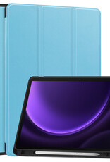 Nomfy Hoes Geschikt voor Samsung Galaxy Tab S9 FE Plus Hoes Tri-fold Tablet Hoesje Case Met Uitsparing Geschikt voor S Pen - Hoesje Geschikt voor Samsung Tab S9 FE Plus Hoesje Hardcover Bookcase - Lichtblauw